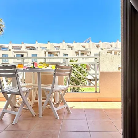 En Playa De La Tejita, El Medano Granadilla De Abona