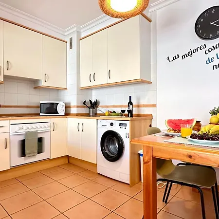 En Playa De La Tejita, El Medano Apartamento