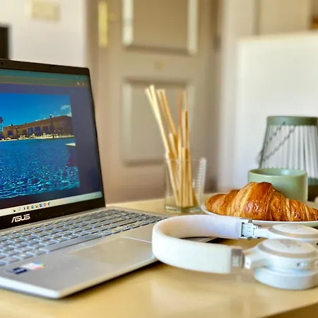 En Playa De La Tejita, El Medano