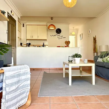 En Playa De La Tejita, El Medano