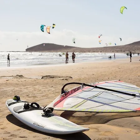 En Playa De La Tejita, El Medano *